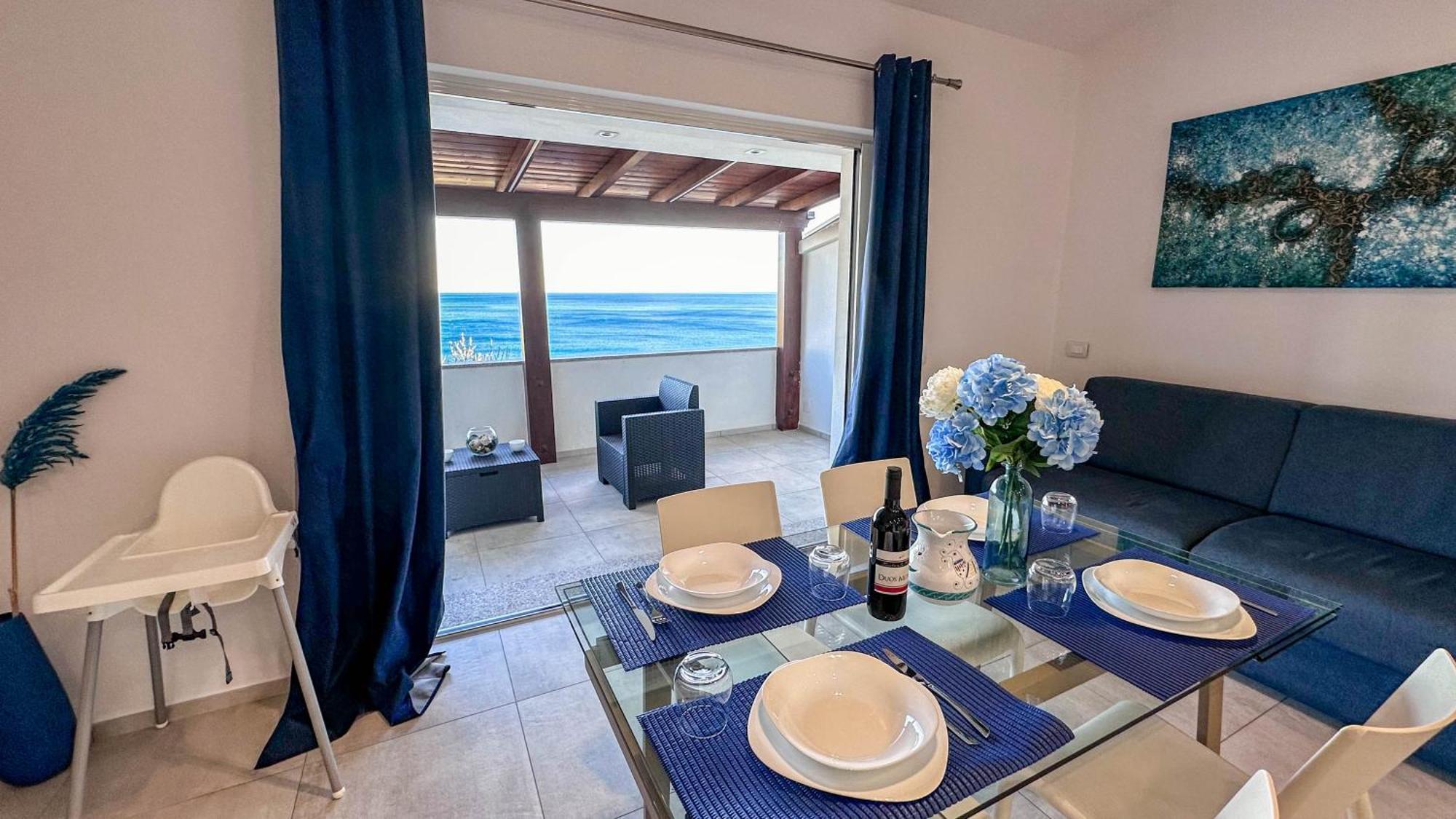 شقة Mama House Con Vista Mare كالا غونوني المظهر الخارجي الصورة