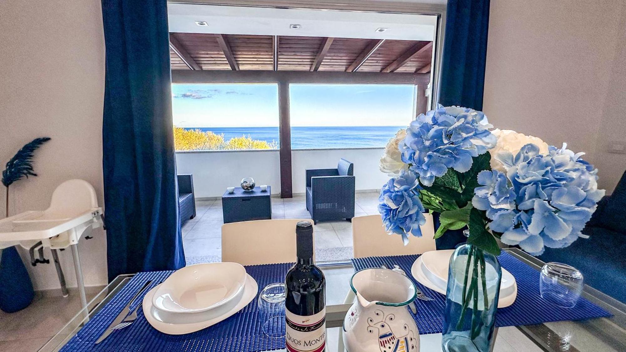 شقة Mama House Con Vista Mare كالا غونوني المظهر الخارجي الصورة