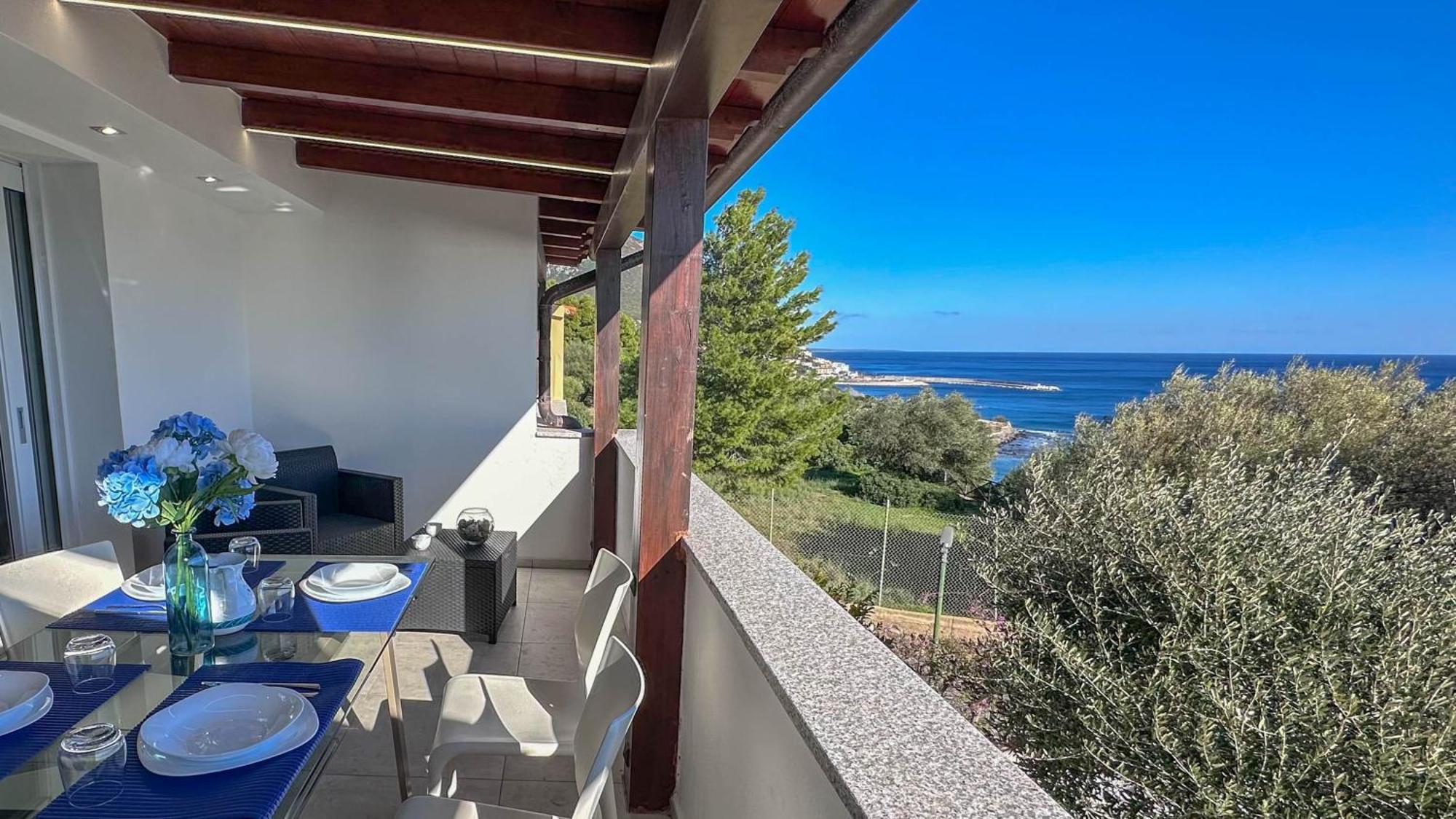 شقة Mama House Con Vista Mare كالا غونوني المظهر الخارجي الصورة